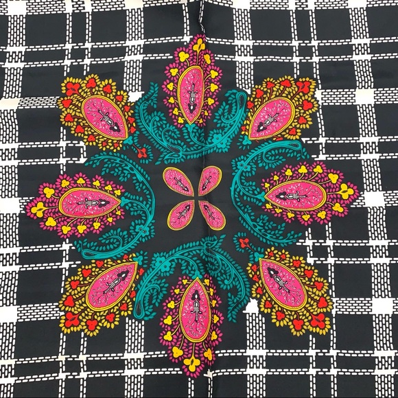 Diane Von Furstenberg Oversized Silk Scarf - Picture 12 of 13